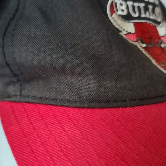 Vintage Chicago Bulls Twins Enterprise SnapBack Hat Cap NBA Graffiti Double Logo - Picture 7 of 12